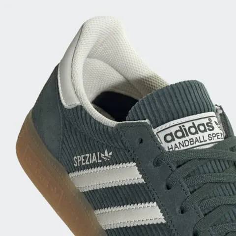 womens adidas handball spezial (mineral green/gum)